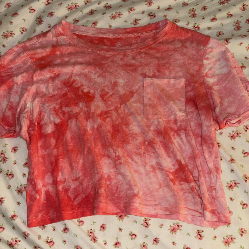 Flowy Pink Tie Dye Crop Top